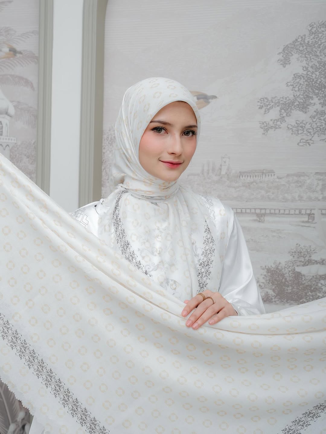 Olivia Scarf